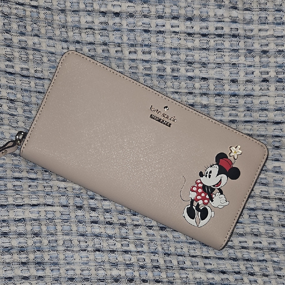 NWT Kate Spade Minnie Mouse Wallet